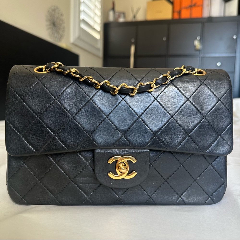 💢NEED TO SELL💢Vintage Chanel Small Double Classic Flap